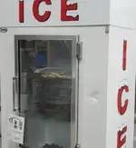 NEW Indoor Ice Merchandiser Model 40 LEER (shipping damage)